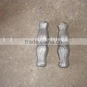 Cast Iron Studs thumbnail-1