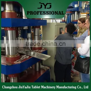 Copper Powder Hydraulic Tablet Press Machine thumbnail-1