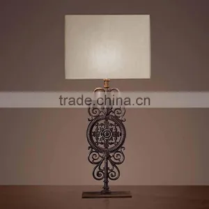 Classic Iron Decorative Lighting Iron Casting Carving Table Lamp thumbnail-1