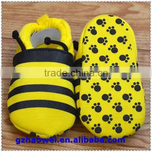 Bee Style Printed Cotton Baby Footwear thumbnail-4