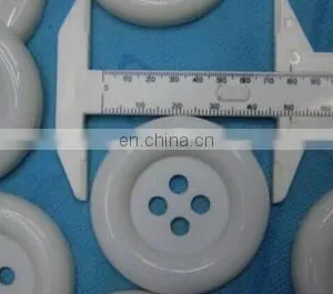 PLANT DIRECT WHOLESALES BIG HOLE BUTTON FASHION PLASTIC 4 HOLES BUTTON BIG SIZE WIND COAT BUTTON thumbnail-2