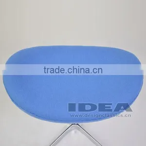 Replica Arne Jacobsen Egg Ottoman - Blue Wool Fabric - Polished Aluminum Base thumbnail-4