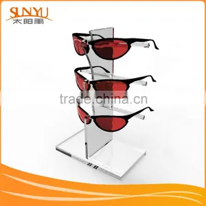 Simple Design Plastic Plexiglass Sunglasses Display Stand thumbnail-1