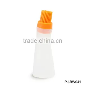 Silicon Pastry Brush With Bottle thumbnail-1