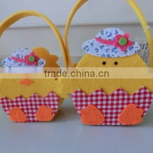 Cute Chick Design Felt Gift Promotion Bags With Towel Set thumbnail-2