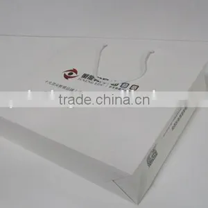 Custom Dress Bag/ Clothing Packaging Bag/ Paper Bag With Handle for Dress Wholesale thumbnail-1