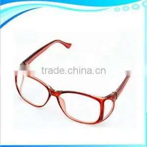 Lead Glasses thumbnail-1