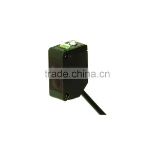 Q31 Cable / Plug Series Diffuse Photoelectric Sensor thumbnail-1