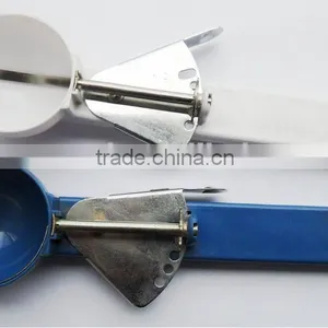 Stainless Steel Icecream Scoop With Plastic Handle thumbnail-1