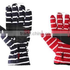 Outdoor Waterproof Gloves thumbnail-1