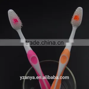 Wholesale Nylon Bristle YangZhou Manufacturer Hoome Use Long Handle Adult Toothbrush thumbnail-5