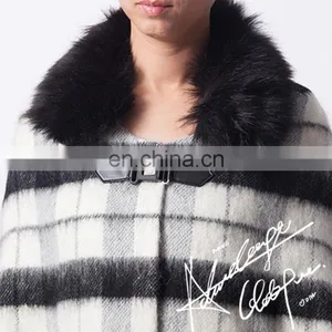 2015 Winter Brand Design Womens Wool Poncho Coat Ladies Plaid Cape Coat Model thumbnail-4