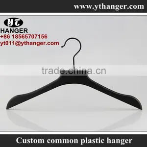IMY-469 Black Thin Used Plastic Hangers for Store thumbnail-2