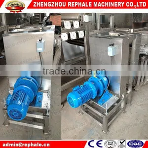 Old Coconut Peeler Machine thumbnail-1