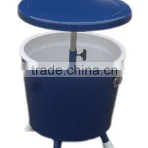 Circular Beach Table thumbnail-1