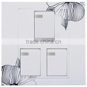 3 Gang 1 Way Switch/3 Gang 2 Way Switch Flower Switch thumbnail-1