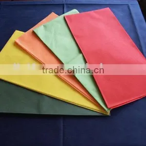 PP Spunbond Nonwoven Table Cloth for Italy Market thumbnail-2