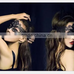 Masquerade Lace Eye Mask thumbnail-2