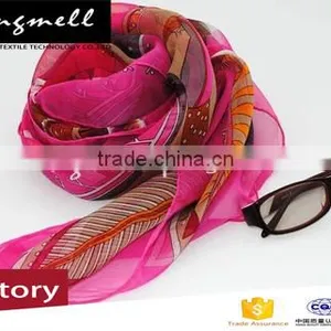 Custom Top End Digital Print Silk Scarf for Female in Spring thumbnail-2