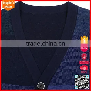 Hot Selling Mens Sleeveless Knitted Cool Sweater Vests Sleeveless Button Sweater Vest thumbnail-3