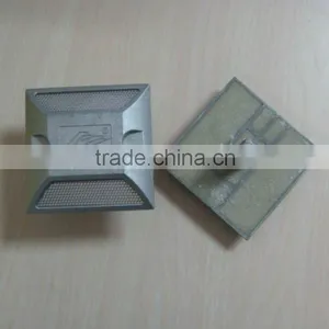 Aluminum Road Safety Markers thumbnail-1