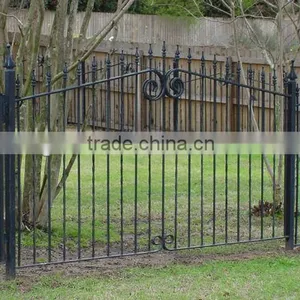 Top-selling Hand Forged Iron Fence and Gate thumbnail-1
