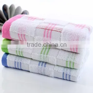 High Quality 100% Cotton Face Towel Supplier in China thumbnail-2
