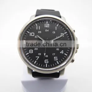 Siver Metal Case Silicone Strap Quartz Watch thumbnail-1