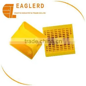 High Quanlity Yellow Trafiic Safety Reflective Plastic Road Stud thumbnail-1