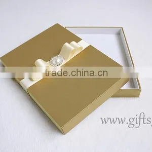 Luxury Handmade Gold Wedding Invitations Box With Ribbon Bow thumbnail-5