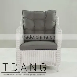 Flourish Wicker Lounge Chair - Conversation Wicker Sofa Set thumbnail-1