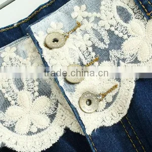 OEM Factory Supply High Fashion Trendy Design Jeans Style Half Pants for Women thumbnail-4