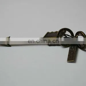 Wholesale Customized Badminton Racket Shaped Keychain/keyring thumbnail-5