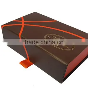 Printed Custom Design Elegant Paper Chocolate Packaging Box thumbnail-6