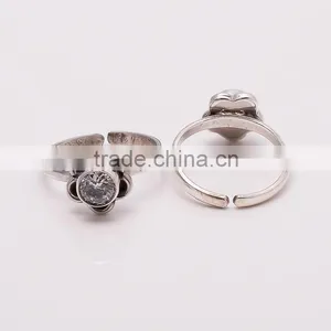 WHITE TOPAZ TOE RING ,925 Sterling Silver Jewelry Wholesale,WHOLESALE SILVER JEWELRY,SILVER EXPORTER,SILVER JEWELRY FROM INDIA thumbnail-1