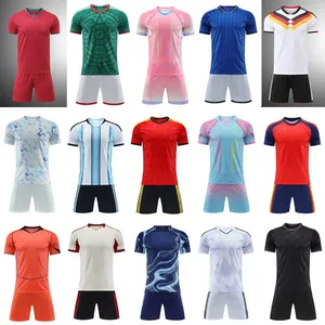 Wholesale Retro Soccer Jersey Club Team Uniform Training Vintage Football Shirt Sports Wear Men's Soccer Wear Custom Fan Player Kids Kits thumbnail-1