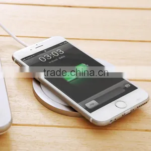On-board Wireless Charger Mobile Wireless Charger Stents QI 360 Rotary Logo Emitter Wholesale thumbnail-1
