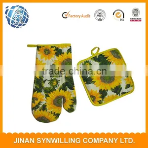 100% Cotton Kitchen Oven Gloves and Potholders Oven Mitts and Pot Holders Set thumbnail-6