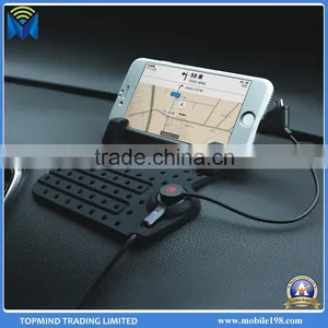 Hot Sale Remax Mobile Phone Holder Universal Car Charging Stand Mounts Phone Holder thumbnail-1