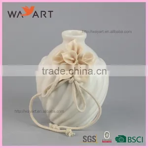 Elegant Flower White Ceramic Lavender Essential Oil thumbnail-3