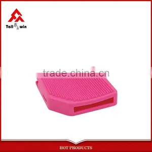 New Design Creative Pet Hair Remover Silicone Pet Brushes thumbnail-1