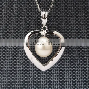 Heart Shap Pearl Pendants thumbnail-1