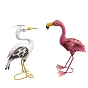 Outdoor Decor Metal Pink Flamingo Garden Statue thumbnail-1