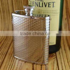 Wholesale Promotional Custom 6oz Metal Dimond Pattern Wrapped Hip Flask thumbnail-2