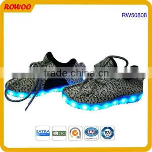 2016 New Fashion Shoes With Lights Kids Sneakers Led Light up Kids Shoes thumbnail-4