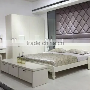 Classic Bedroom Furniture in Bedroom Sets thumbnail-1