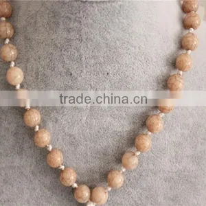 Hot Selling Fashion Design Acrylic Beads Necklace Women Necklace Jewerly thumbnail-3