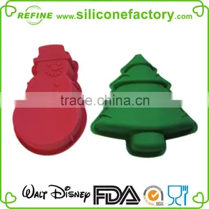 Disney Audit Factory for Silicone Christmas Cake Mould in Snowman Shape thumbnail-3