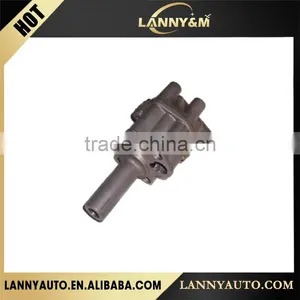 15010-21001 15010-B3000 Car Spares Parts Oil Pump thumbnail-1