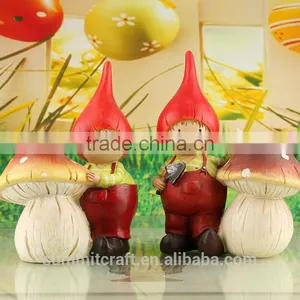 Mushroom Brothers Antique Polyresin Sweet Miniature People Set thumbnail-4